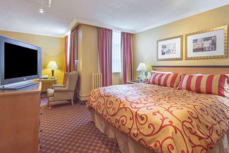 Howard Johnson By Wyndham Vancouver Downtown Szoba fotó