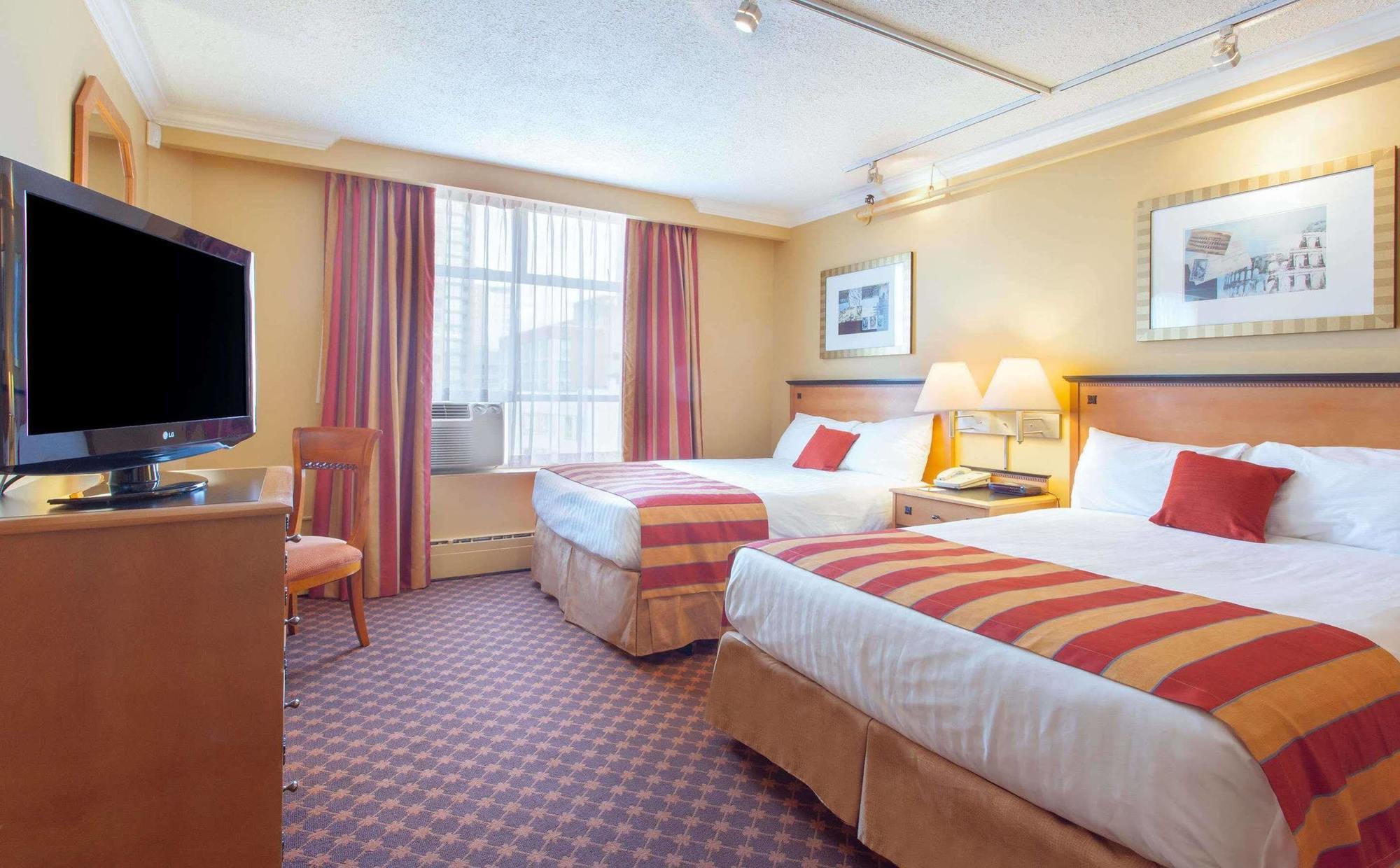 Howard Johnson By Wyndham Vancouver Downtown Kültér fotó