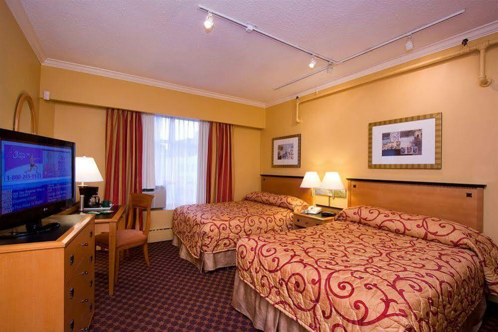 Howard Johnson By Wyndham Vancouver Downtown Kültér fotó
